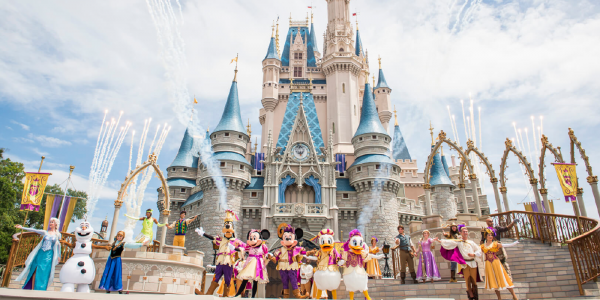 Cancelan construcciones de atracciones en Disney World ¿Está en banca rota?