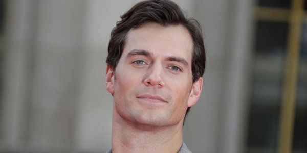 La increíble suma que pide Henry Cavell para sumarse al universo Marvel