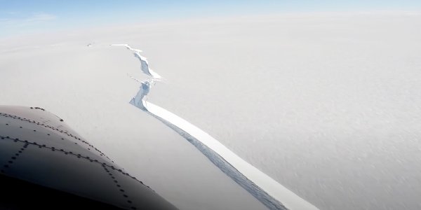 Video: El gigantesco iceberg que se separó de la Antártida