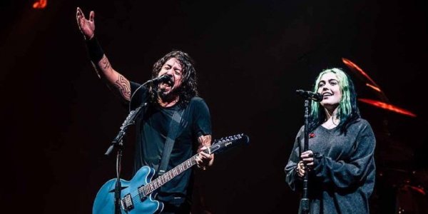 Dave Grohl  su hija Violet versionaron “Nausea”, un clásico de la banda punk X