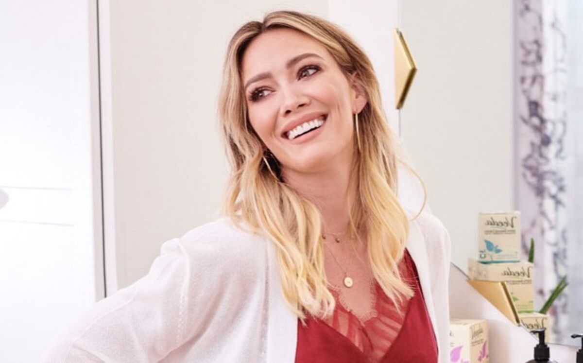 Hilary Duff publicó la primera imagen del rodaje de “How I Met Your Father”