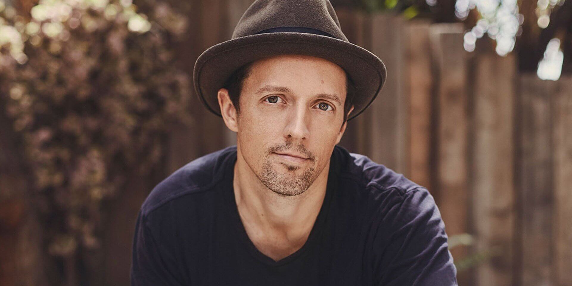 Jason Mraz reversionó su hit “Lucky” junto a Emily King