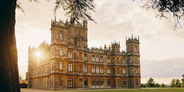 Los verdaderos dueños de Downton Abbey mostraron cómo es su casa por dentro