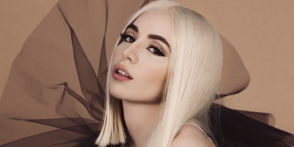 Ava Max estrenó “EveryTime I Cry”, su nuevo sencillo