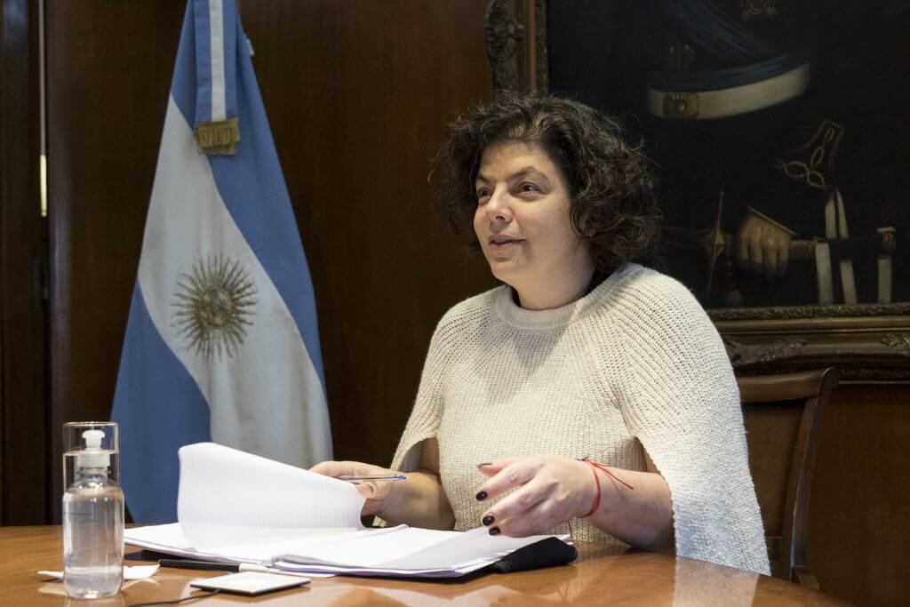 Carla Vizzotti: “Se está evaluando la combinación de vacunas”