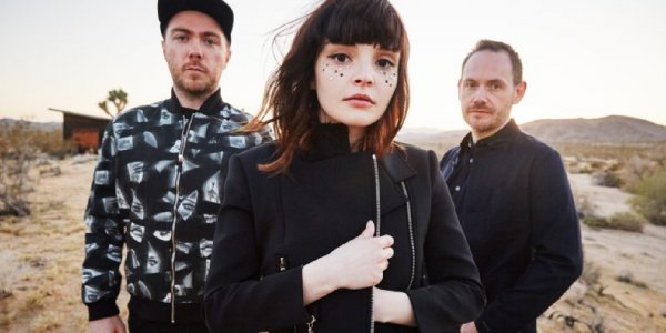 Chvrches prepara un nuevo single con Robert Smith