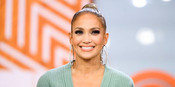 Jennifer Lopez protagonizará dos películas para Netflix