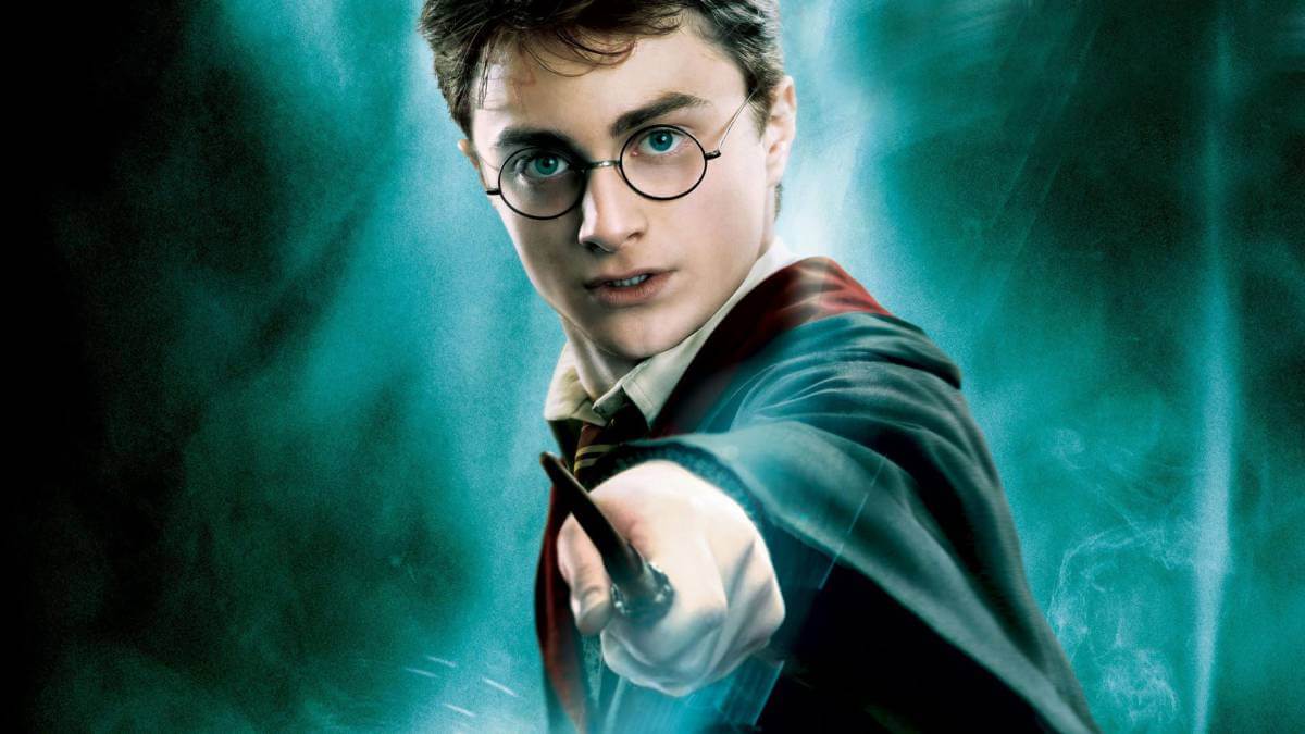 Se subastan los anteojos y la varita de Harry Potter