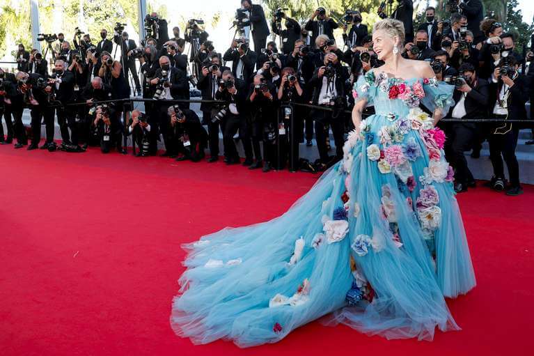 Sharon Stone recreó el estilo de Cenicienta en el Festival de Cannes