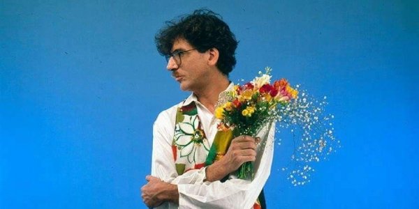 El genial hilo de Twitter con fotos de Charly que se hizo viral