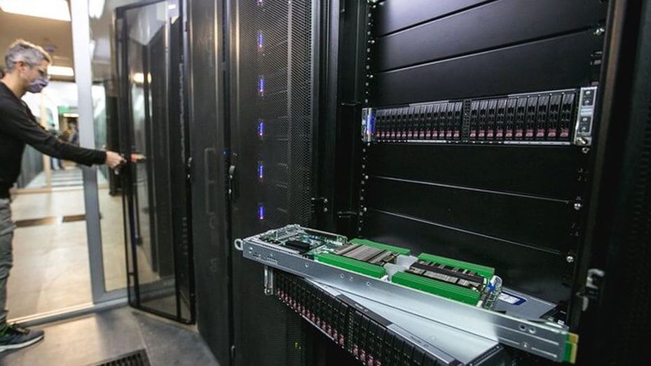 La Universidad de Córdoba estrena una supercomputadora
