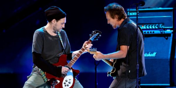 Josh Klinghoffer, ex Red Hot Chili Peppers, se suma a Pearl Jam