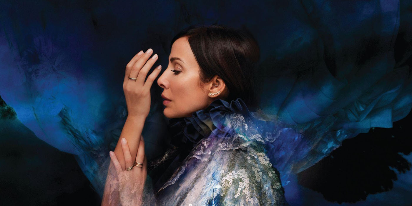 Natalie Imbruglia lanzó “Firebird”, su nuevo álbum