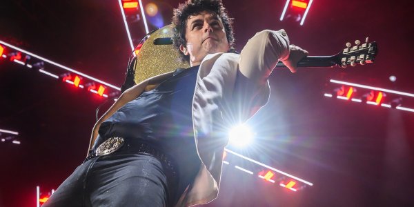 Green Day compartió su nuevo tema “Holy Toledo!”