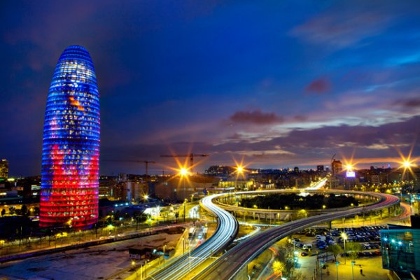 La cúpula de la Torre Glòries de Barcelona tendrá una obra del argentino Tomás Saraceno