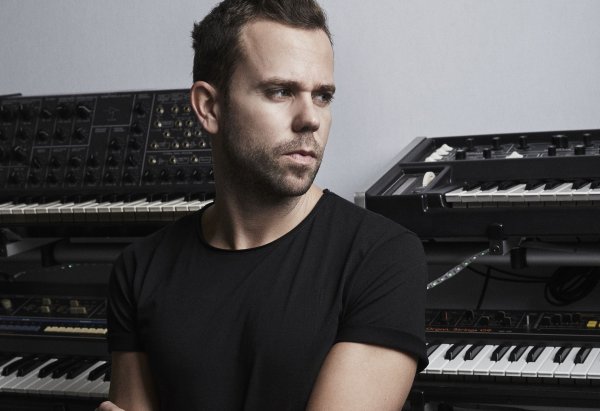 M83 anunció la reedición de su álbum “Hurry up, we’re dreaming”