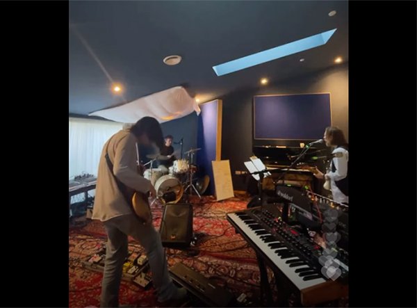Thom Yorke y Jonny Greenwood compartieron un ensayo de su nueva banda: The Smile