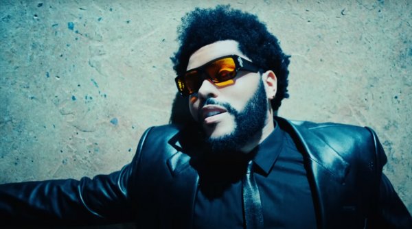 The Weeknd lanzó el video de “Sacrifice”