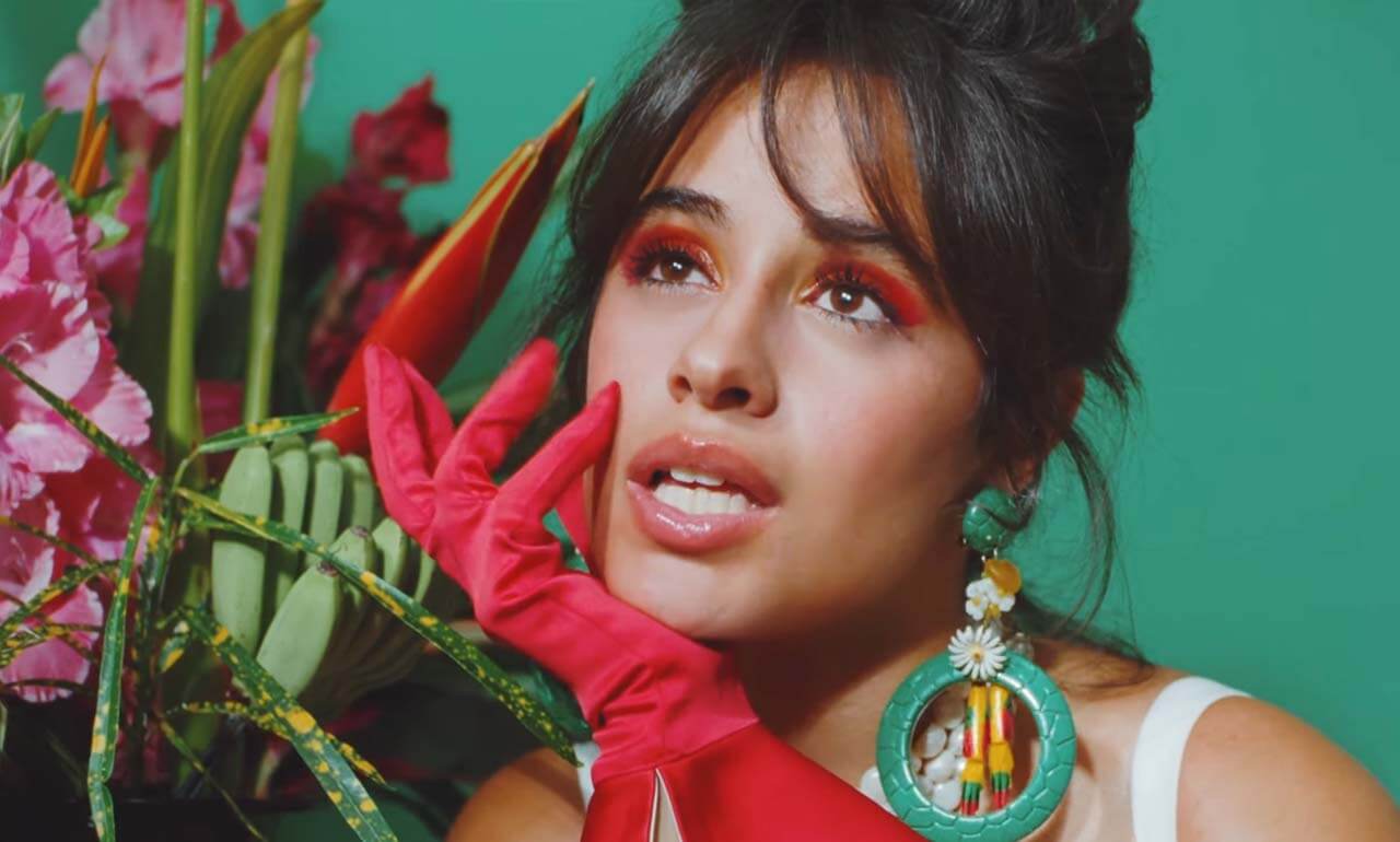 CAMILA CABELLO TUVO UN PEQUEÑO INCIDENTE EN TV