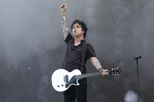 Billie Joe Armstrong renunció a su nacionalidad estadounidense