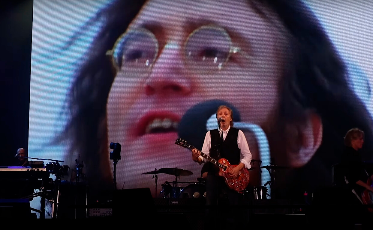 Paul Mc Cartney “volvió a tocar en vivo” con John Lennon