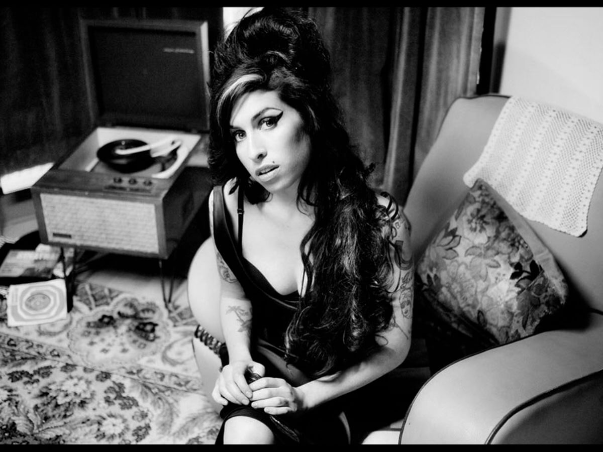 Se viene la película biográfica de Amy Winehouse