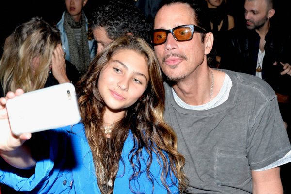 La hija de Chris Cornell compartió un video íntimo para recordar a su padre