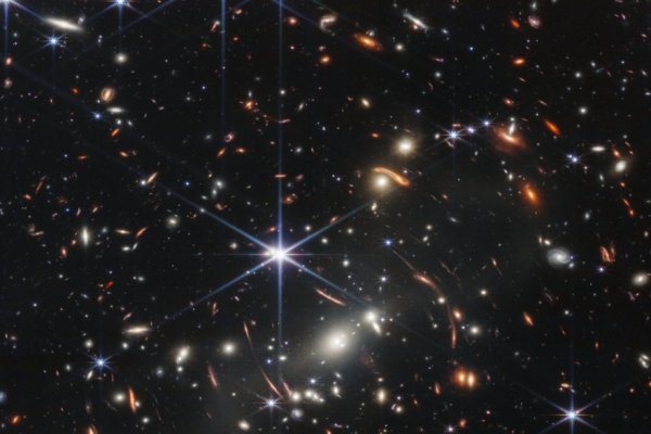 La NASA reveló la imagen de las primeras galaxias formadas tras el Big Bang