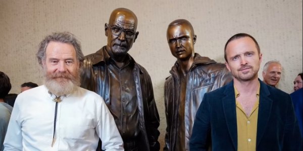 “Breaking Bad”: Inauguran las estatuas de Walter White y Jesse Pinkman