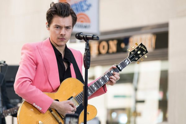 Harry Styles escribió una canción para “Don´t worry darling” en 5 minutos