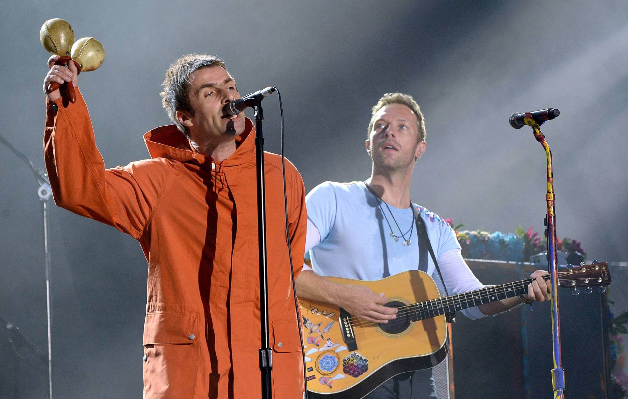 Liam Gallagher se disculpó y elogió a Chris Martin