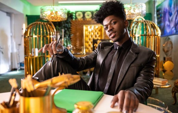 Lil Nas X anunció un nuevo tema para el videojuego “League of Legends”