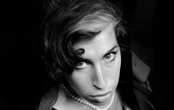 Se viene una serie sobre la vida de Amy Winehouse
