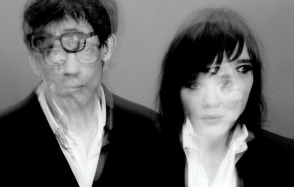 Graham Coxon y Rose Elinor Dougall comparten un nuevo tema de The WAEVE