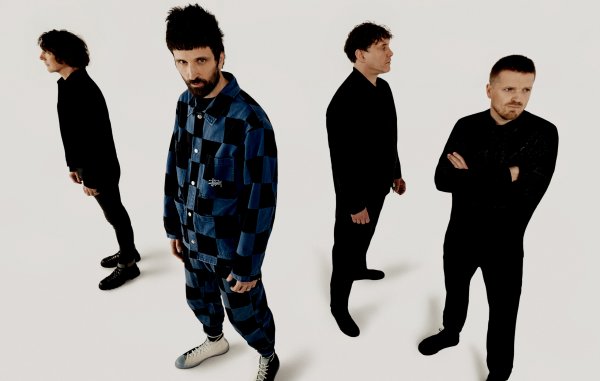 “Darkest Lullaby”, nuevo single de Kasabian