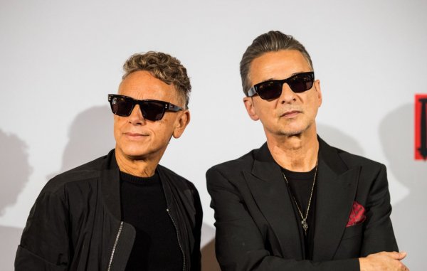 Se viene nuevo material de Depeche Mode
