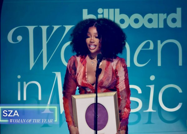 SZA galardonada por Billboard como la Mujer Del Año