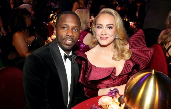 Un fuerte rumor asegura que Adele se comprometió con su pareja Rich Paul