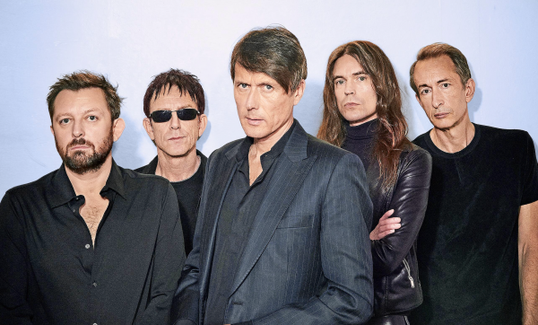 Suede celebró de sorpresa los 30 años de su álbum debut