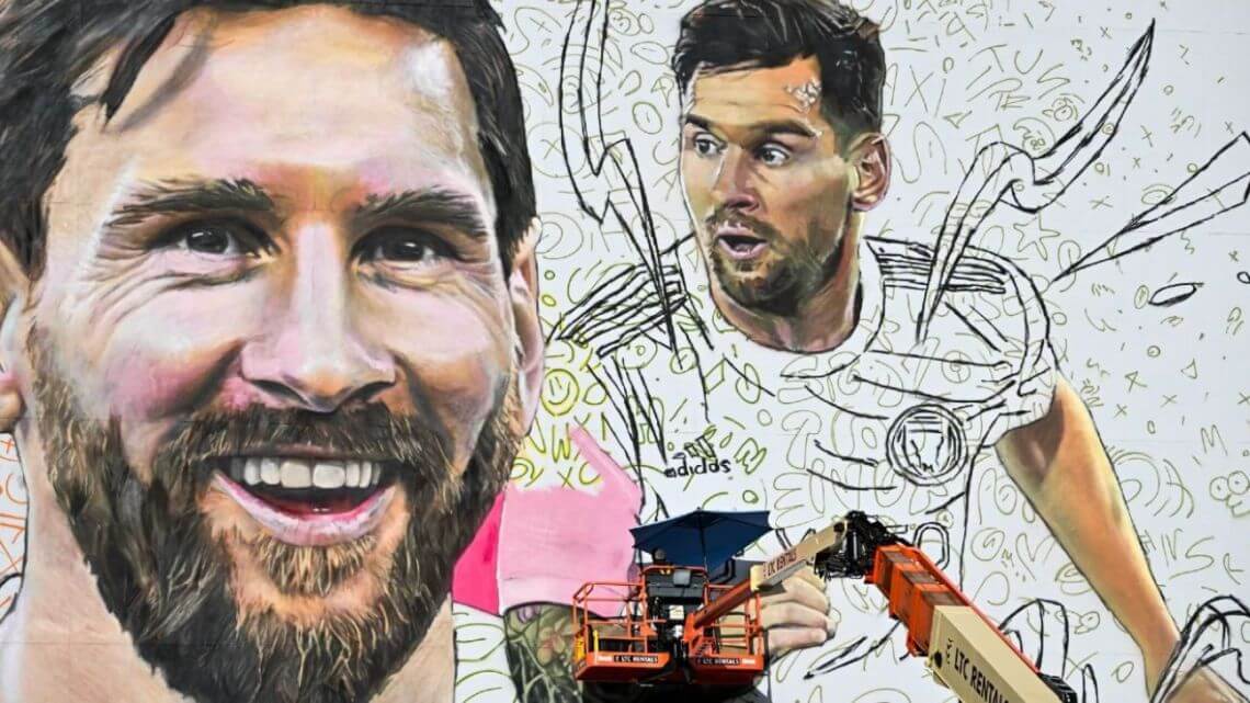Maxi Bagnasco y el mural de Messi en Miami
