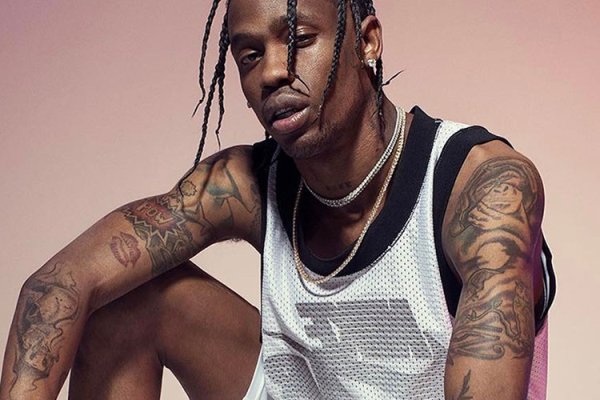 Travis Scott no podrá realizar un concierto en las pirámides egipcias