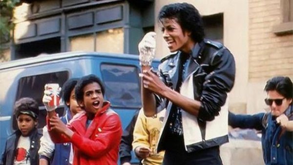 Se subasta la campera de cuero de Michael Jackson de un comercial de tv de 1984