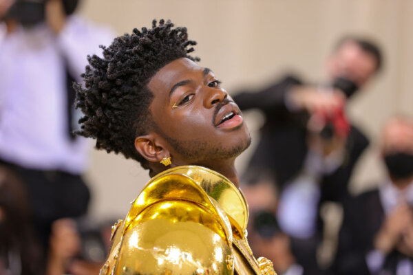 Lil Nas X presentó un video musical escrito y dirigido por él mismo