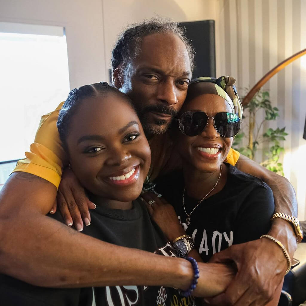 La hija de Snoop Dogg sufrió un derrame cerebral