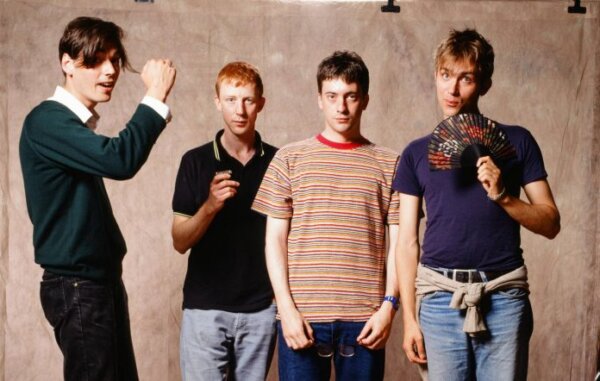 Blur compartió imágenes inéditas del video de “Parklife”