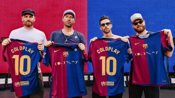 Coldplay lanza una camiseta de edición limitada del FC Barcelona