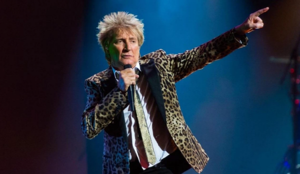Rod Stewart va a gastar 300 mil dólares para tocar en Glastonbury