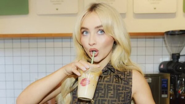 Sabrina Carpenter lanza una exclusiva marca de café
