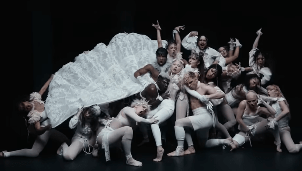 “Abracadabra”, otro adelanto de lo nuevo de Lady Gaga