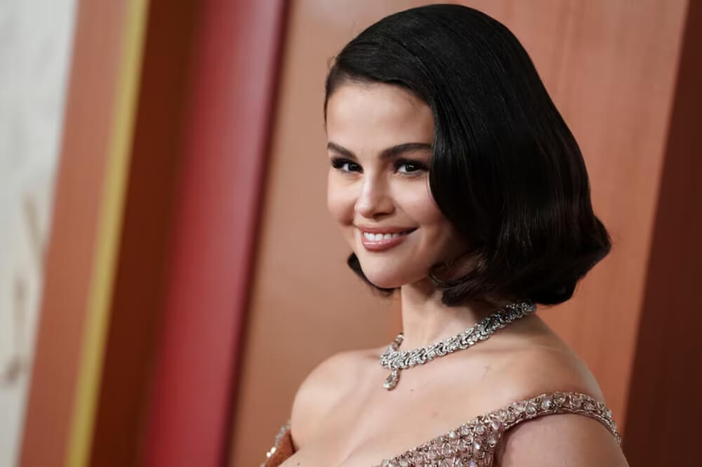 Selena Gómez subasta un anillo de diamantes por 12 dólares